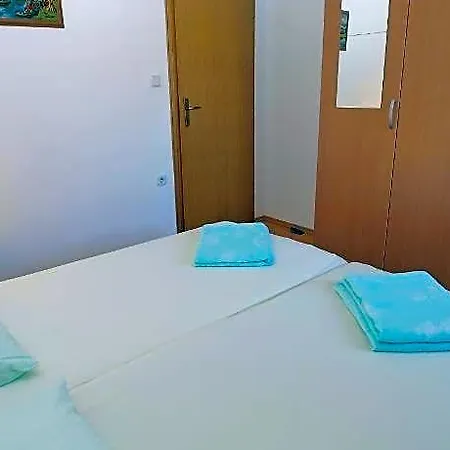 1029 4*